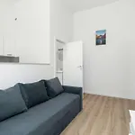 Apartament Modern Very Berry In By Renters *
