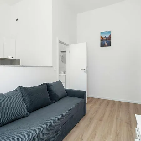 Lägenhet Modern Very Berry In By Renters *