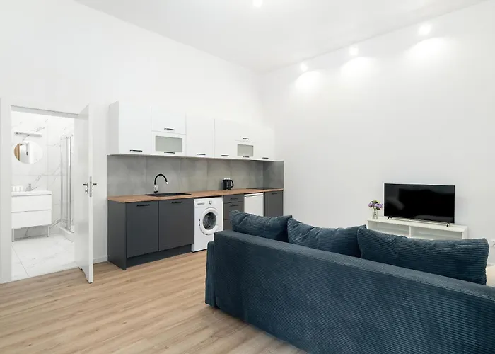 Lägenhet Modern Very Berry In By Renters